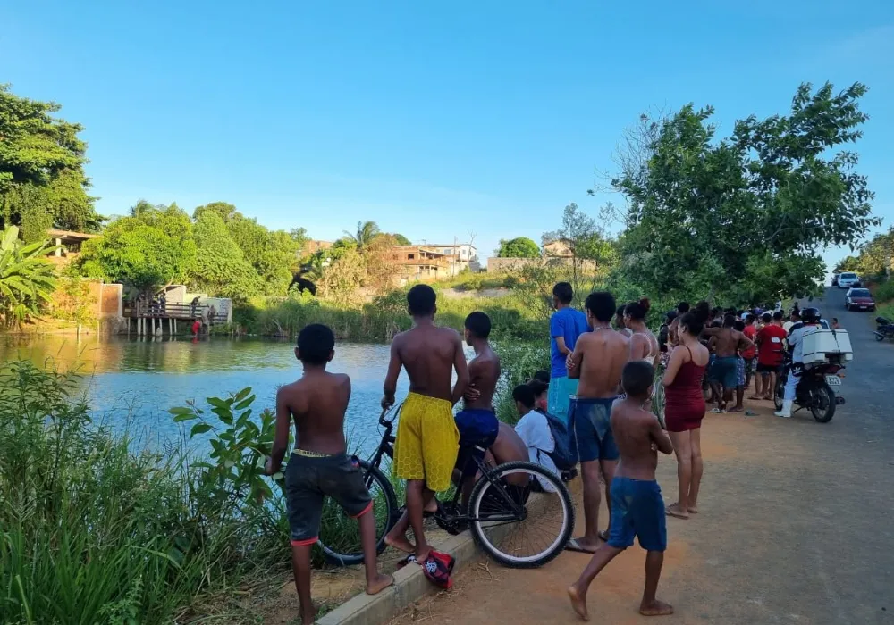 Imagem ilustrativa da imagem Adolescente morre eletrocutado enquanto nadava em lagoa de Guarapari