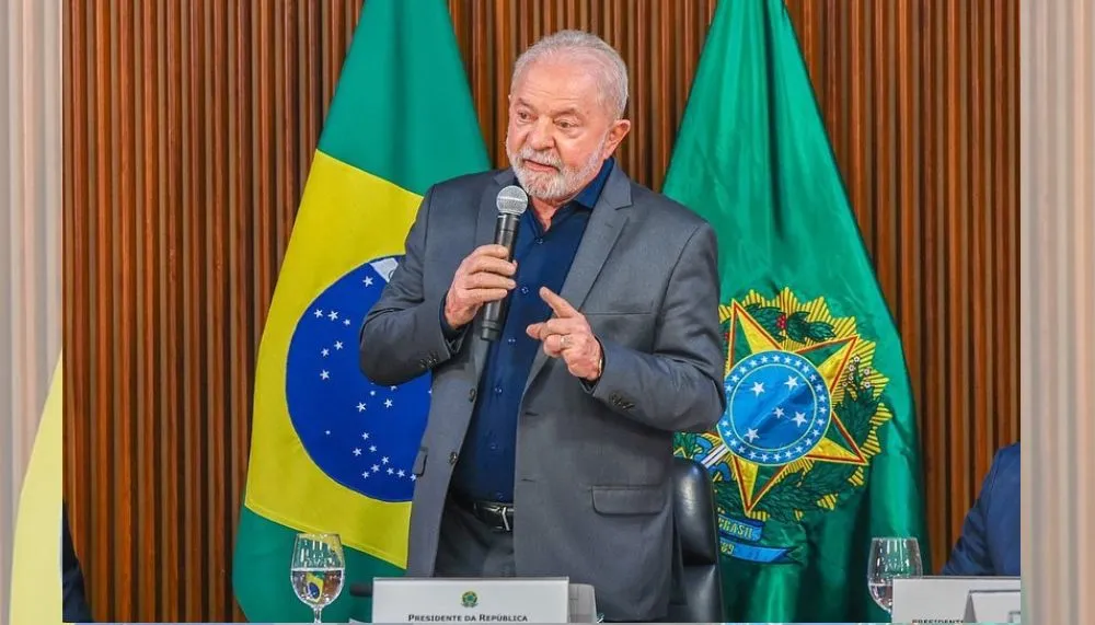 Imagem ilustrativa da imagem Obsessão é investir, diz Lula