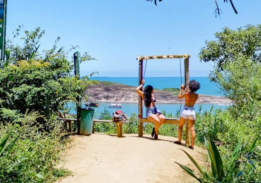 Imagem ilustrativa da imagem Mais de 50 praias e piscinas naturais em Guarapari