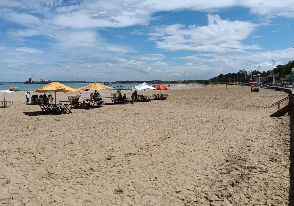 Imagem ilustrativa da imagem Mais de 50 praias e piscinas naturais em Guarapari