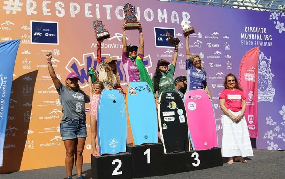 Imagem ilustrativa da imagem Veterana é bicampeã mundial de bodyboarding no ES