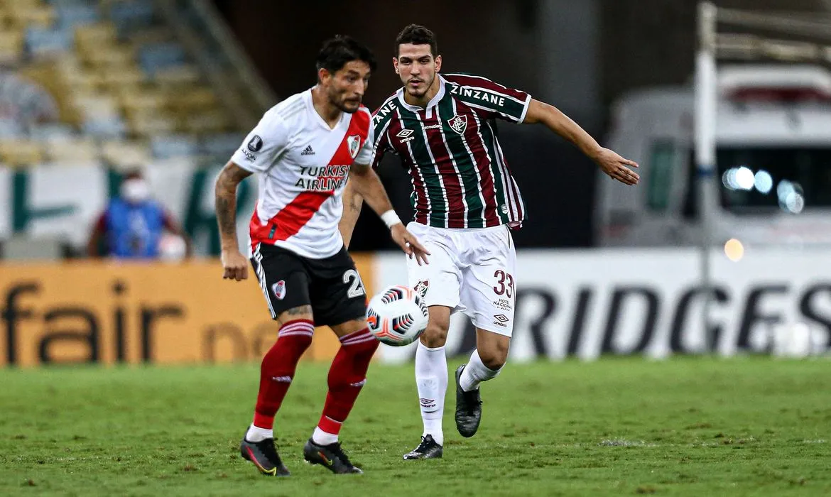 Imagem ilustrativa da imagem Flu tenta encaminhar classificação diante do River Plate na Libertadores