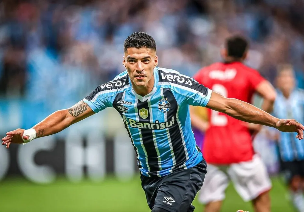 Imagem ilustrativa da imagem Suárez marca 1º no Brasileiro, mas Grêmio empata com Bragantino