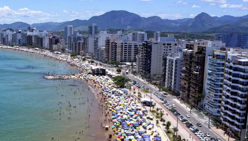 Imagem ilustrativa da imagem Guarapari deve receber 1,5 milhão de turistas