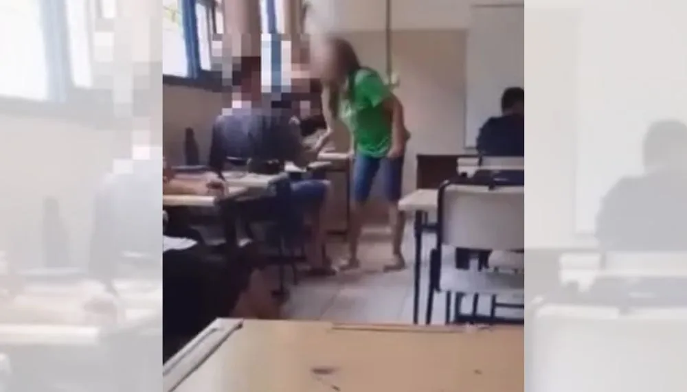 Imagem ilustrativa da imagem Professora é afastada de sua função após humilhar aluno em sala de aula