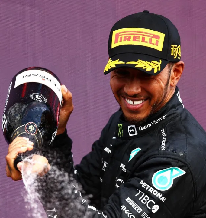 Imagem ilustrativa da imagem 'Serei grato à F1, mas terei algo melhor', diz Hamilton sobre aposentadoria