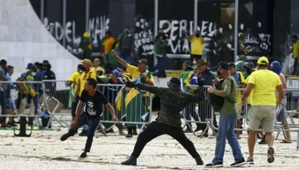 Imagem ilustrativa da imagem PF cumpre novos mandados no ES contra envolvidos em atos de Brasília