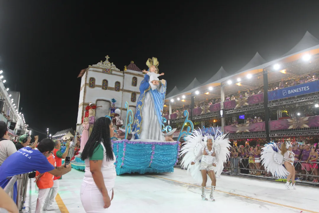 Imagem ilustrativa da imagem Veja como foi o desfile da Unidos da Piedade no Carnaval de Vitória