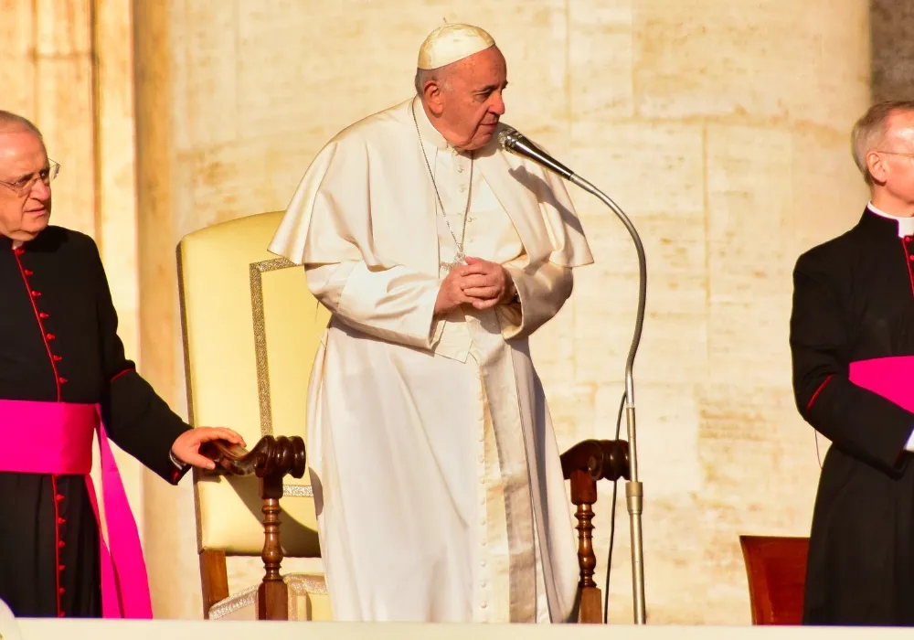 Imagem ilustrativa da imagem Papa Francisco diz que renunciar ao cargo não deveria 'virar moda'