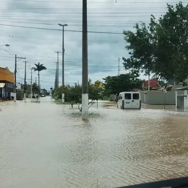 Imagem ilustrativa da imagem Litoral norte de SP têm falhas em sinal de telefone e internet após temporal