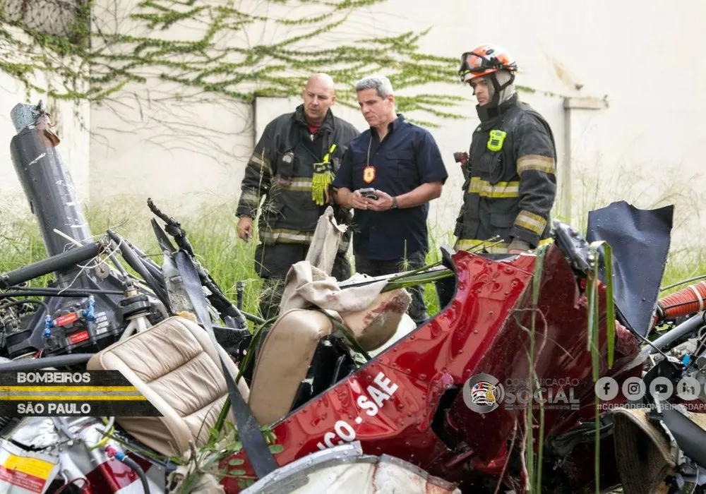 Imagem ilustrativa da imagem Helicóptero cai em São Paulo e quatro pessoas morrem