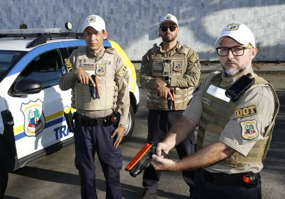 Imagem ilustrativa da imagem Agentes de trânsito começam a usar armas de choque na Serra