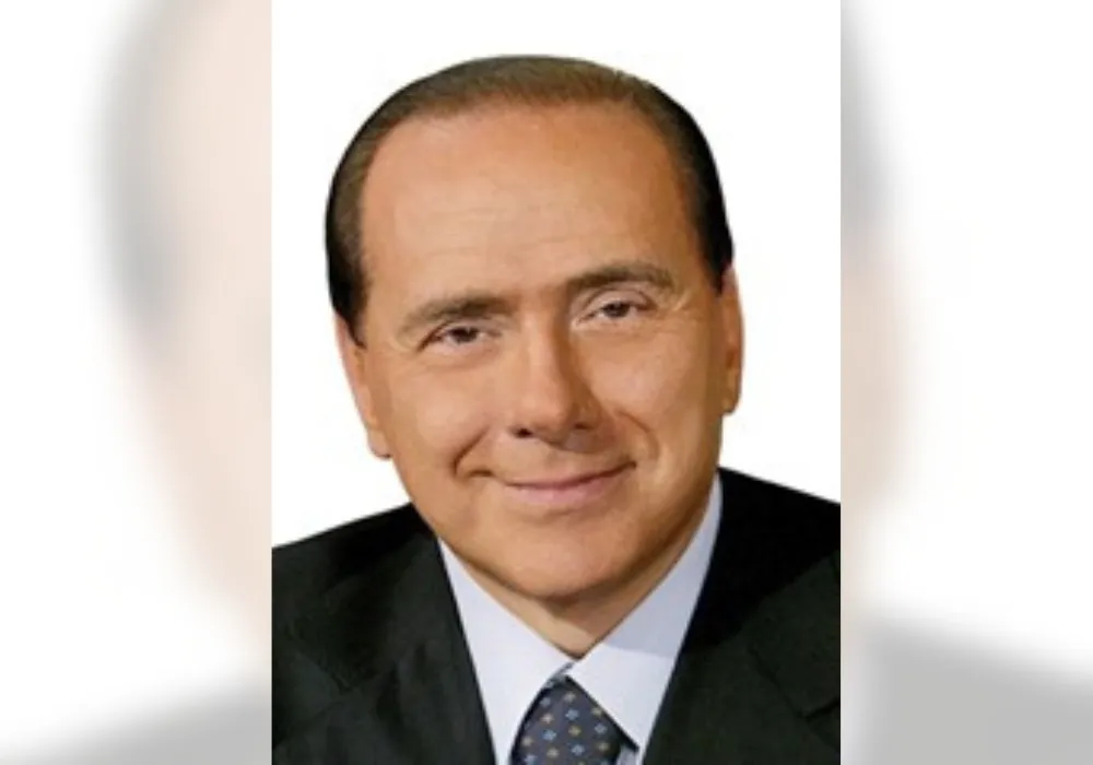 Imagem ilustrativa da imagem Internado na UTI, Silvio Berlusconi está com leucemia, diz jornal italiano