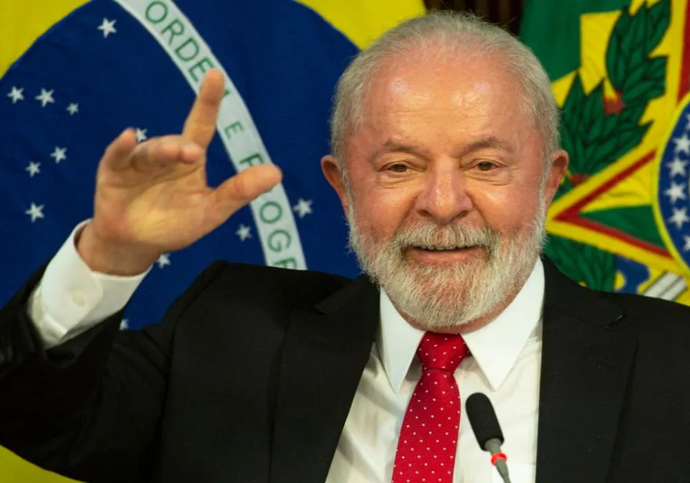 Imagem ilustrativa da imagem "O Brasil voltou", diz Lula sobre os 100 dias de governo