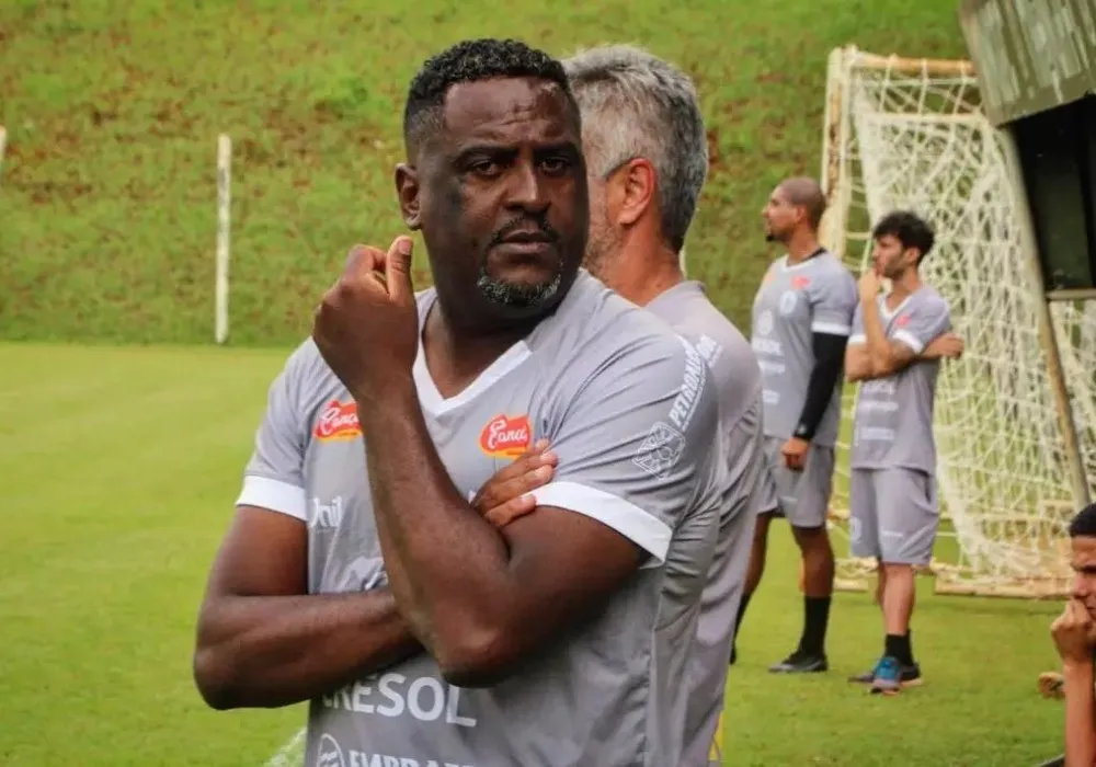 Imagem ilustrativa da imagem Técnico do Maringá foi motorista de aplicativo antes de vencer o Flamengo