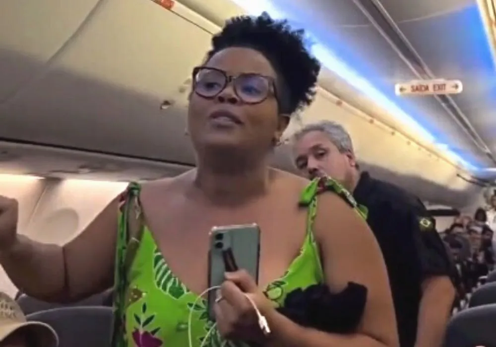 Imagem ilustrativa da imagem PF abre inquérito para apurar racismo em expulsão de mulher de voo da Gol
