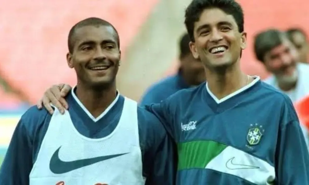 Imagem ilustrativa da imagem Romário e Bebeto expõem racha político com ofensas de "traidor" a "esclerosado"