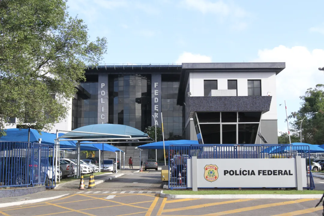 Imagem ilustrativa da imagem PF apreende anabolizantes e arma durante operação em Vila Velha