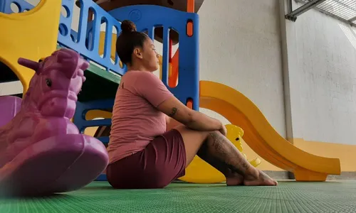 
          Imagem ilustrativa da imagem As histórias de quem vive a maternidade por trás das grades
          