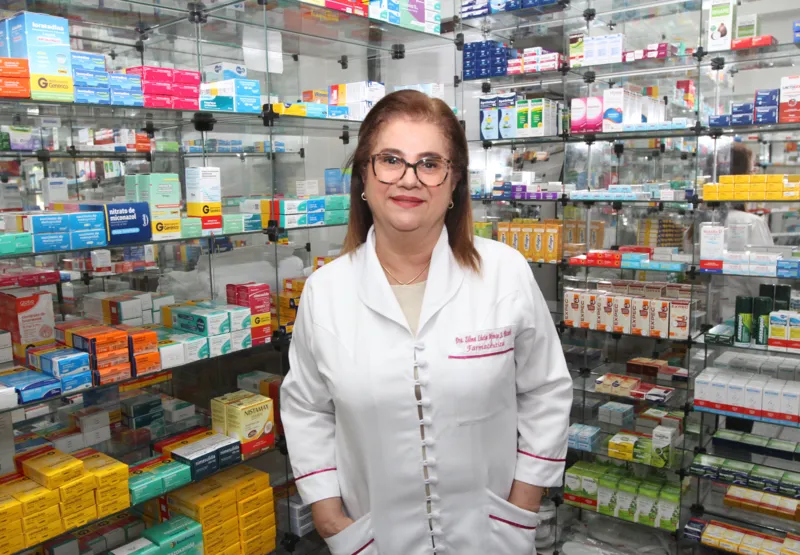 A farmacêutica Zilma tem drogaria que funciona há mais de 30 anos