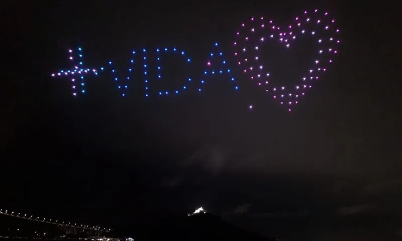 Imagem ilustrativa da imagem "+ Vida", bicicleta, Transcol... o show dos drones no céu capixaba