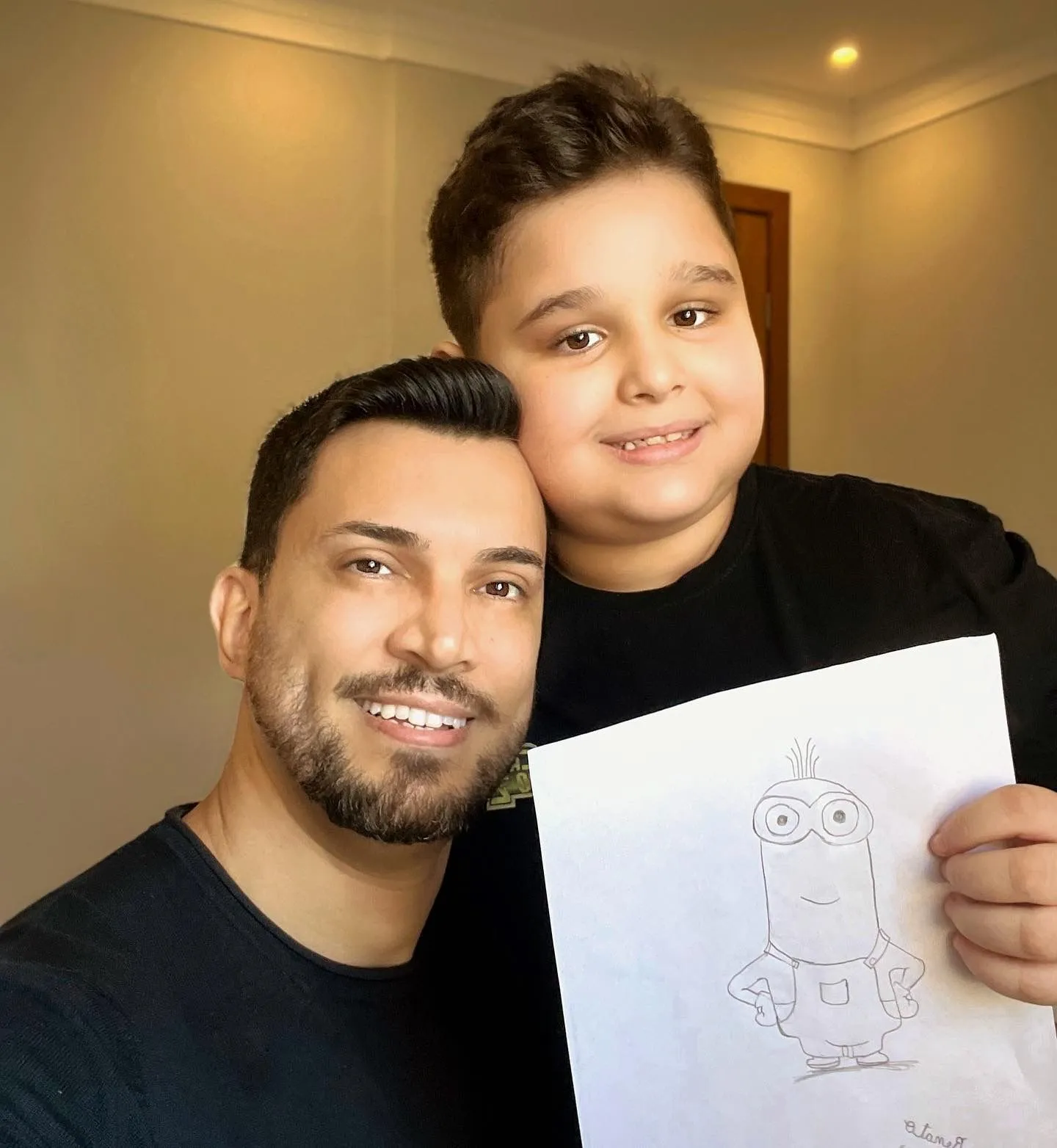 Imagem ilustrativa da imagem Advogado do ES viraliza após comprar desenho de sobrinho com autismo
