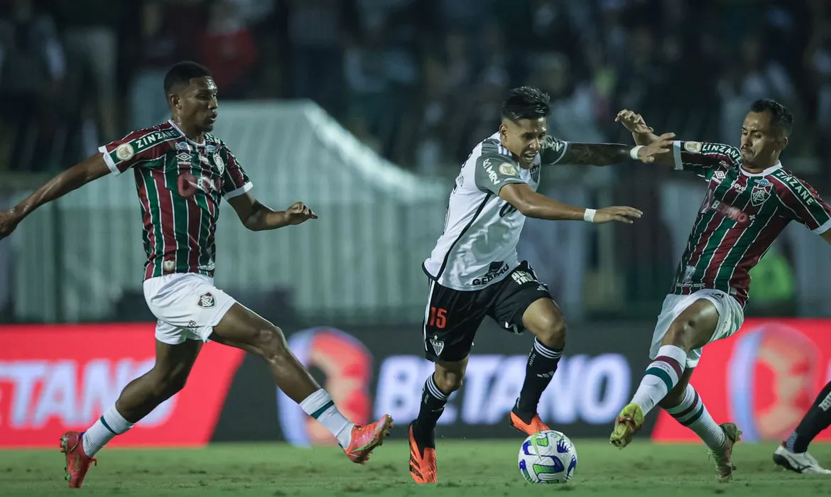 Imagem ilustrativa da imagem Fluminense e Atlético-MG empatam no Brasileirão