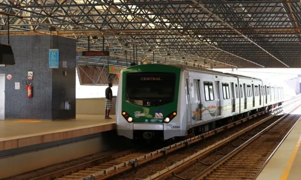 Imagem ilustrativa da imagem Funcionário de metrô é atropelado por trem e fica em estado grave no DF