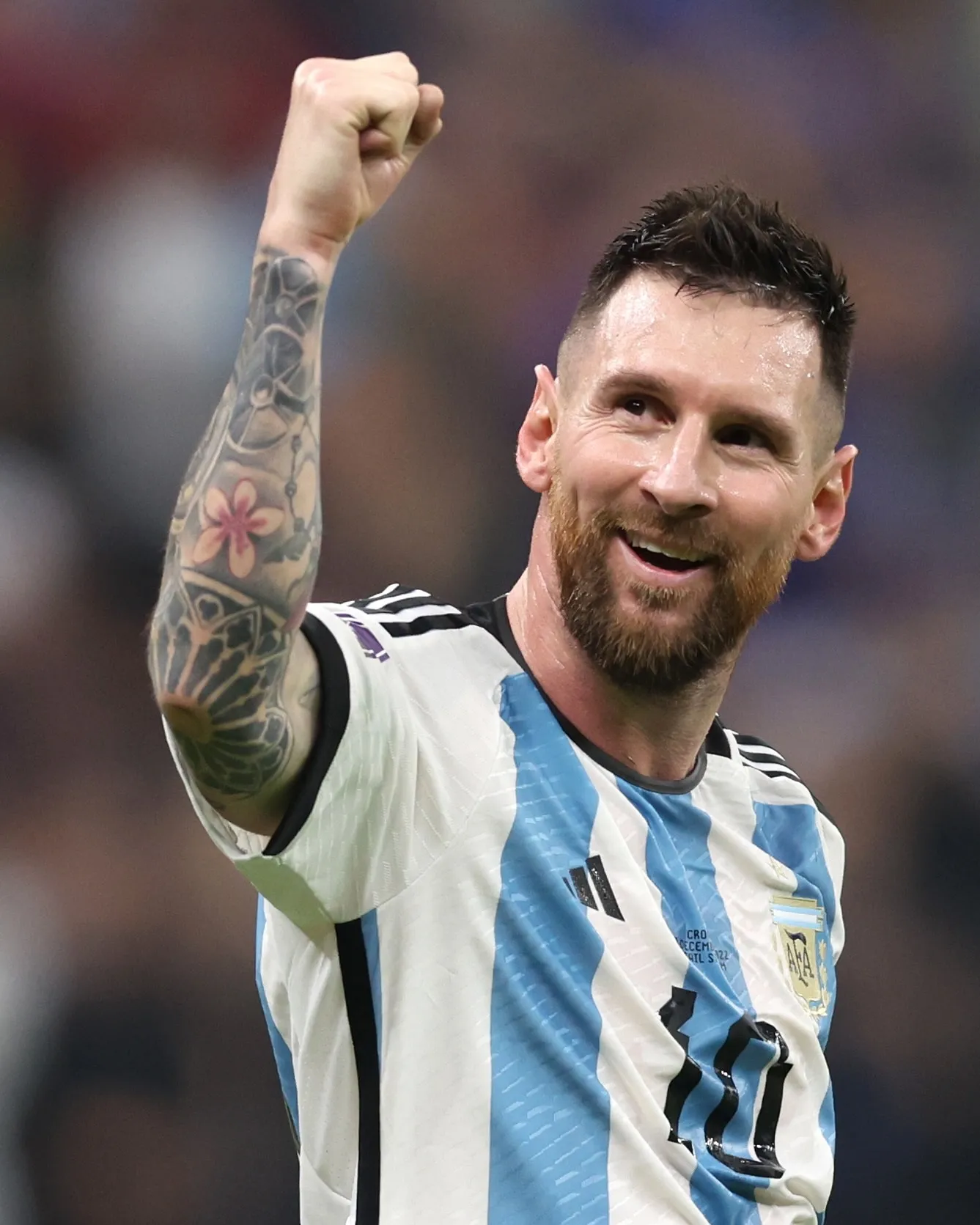 Imagem ilustrativa da imagem Messi pode igualar Daniel Alves como jogador com mais títulos da história