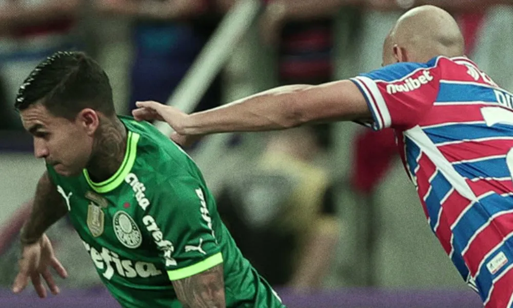 Imagem ilustrativa da imagem Palmeiras perde invencibilidade de 15 jogos, mas avança na Copa do Brasil