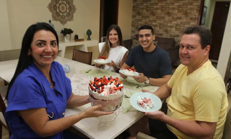 Imagem ilustrativa da imagem Quinze receitas de chefs para surpreender amigos e família