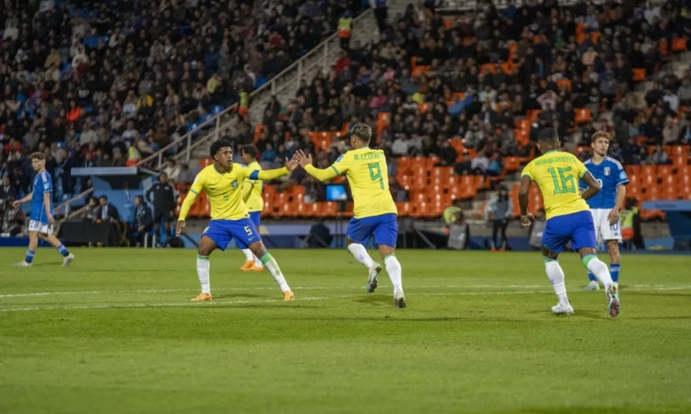 Imagem ilustrativa da imagem Brasil perde para a Itália na estreia do Mundial Sub-20