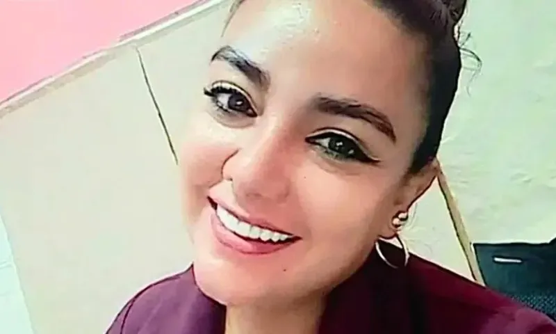 Imagem ilustrativa da imagem Cantora morre durante lipoaspiração e família aponta negligência médica