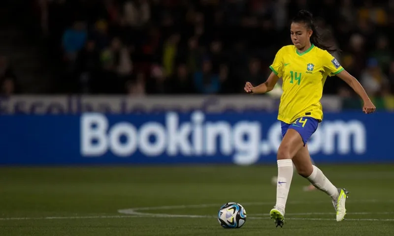 Imagem ilustrativa da imagem Copa do Mundo: Lauren afirma que espera confronto duro com a França