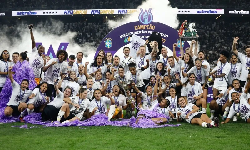 Imagem ilustrativa da imagem Corinthians feminino domina recordes de público na América do Sul com final