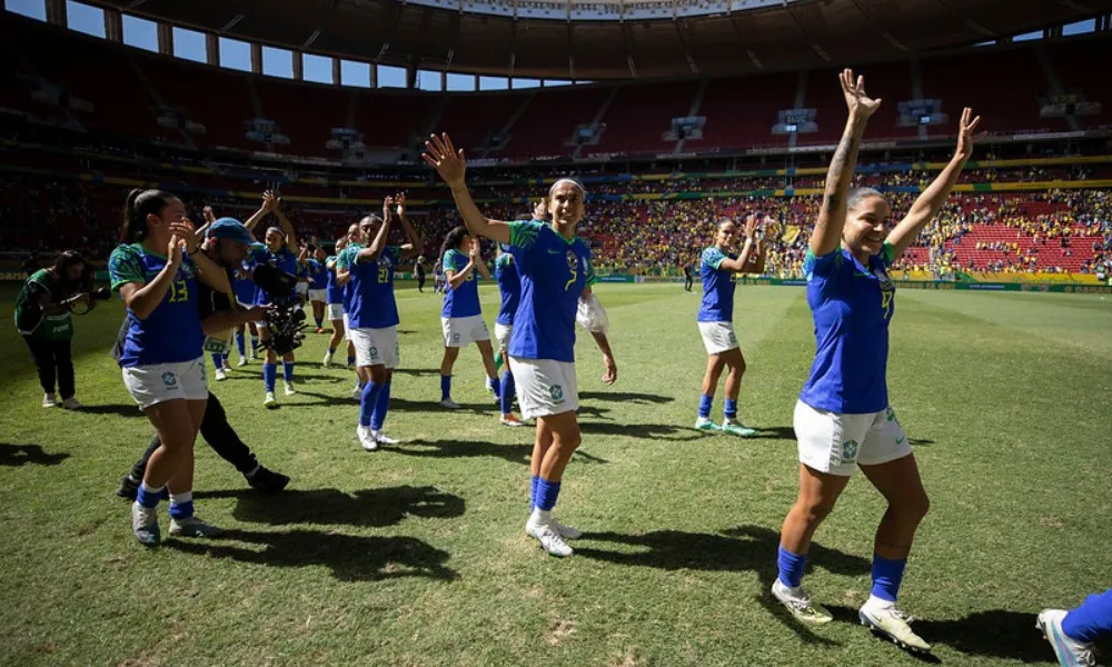 Imagem ilustrativa da imagem Dia de jogo do Brasil na Copa do Mundo feminina vai ser ponto facultativo?