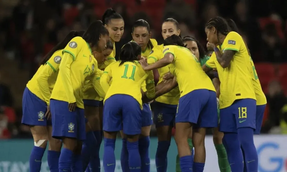 Imagem ilustrativa da imagem Fifa permitirá braçadeiras com mensagens de causas sociais na Copa feminina