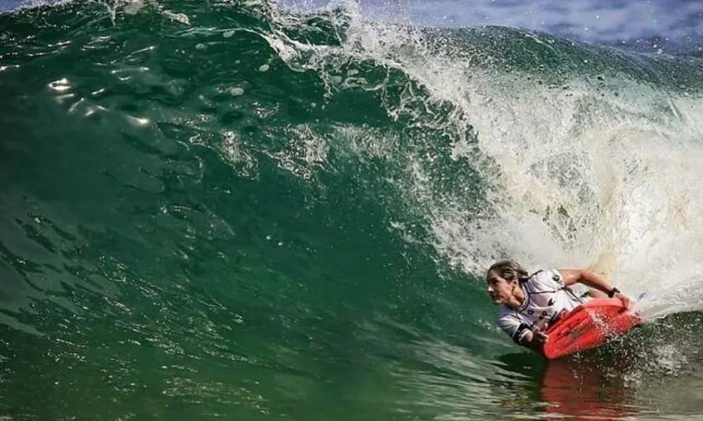 Imagem ilustrativa da imagem Maylla Venturi na briga pelo título brasileiro de bodyboarding