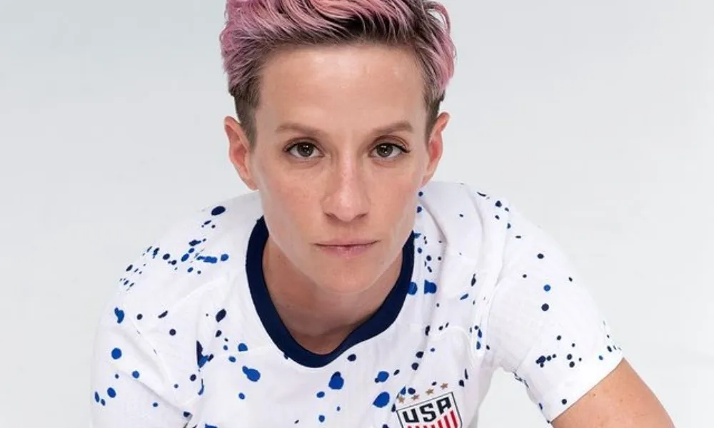 Imagem ilustrativa da imagem Megan Rapinoe, ícone do futebol feminino, anuncia aposentadoria