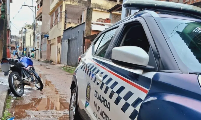 Imagem ilustrativa da imagem Moto adulterada e carro roubado são apreendidos pela Guarda em Vila Velha