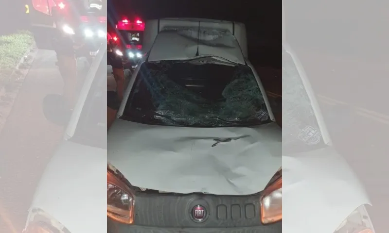 Imagem ilustrativa da imagem Pedestre morre atropelado por carro na BR-101 no ES