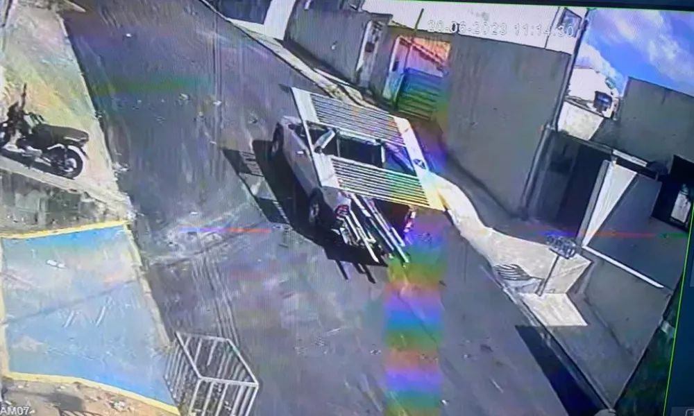 Imagem ilustrativa da imagem Polícia recupera portão residencial roubado em cidade do ES