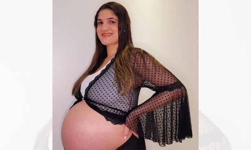 Imagem ilustrativa da imagem "Ponto fora do útero": mãe de sêxtuplos capixabas passa por procedimento cirúrgico