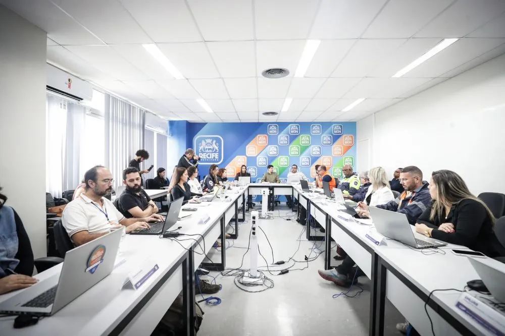 Imagem ilustrativa da imagem Prefeitura vai instalar pluviômetro e sensores de alagamento no Recife