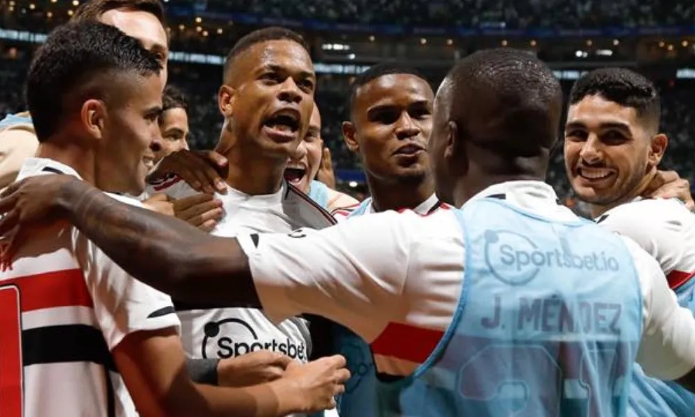 Imagem ilustrativa da imagem São Paulo de Dorival Júnior elimina o Palmeiras da Copa do Brasil