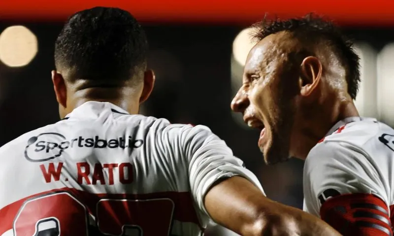 Imagem ilustrativa da imagem São Paulo elimina Corinthians e volta à final da Copa do Brasil após 23 anos