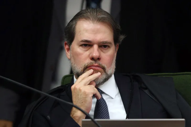 Imagem ilustrativa da imagem Toffoli anula provas da Odebrecht e afirma que prisão de Lula foi 'armação'