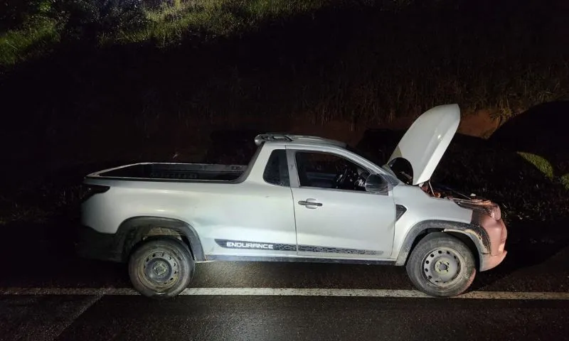 Imagem ilustrativa da imagem Veículo que fugiu e causou acidente com a PRF é encontrado em Guarapari