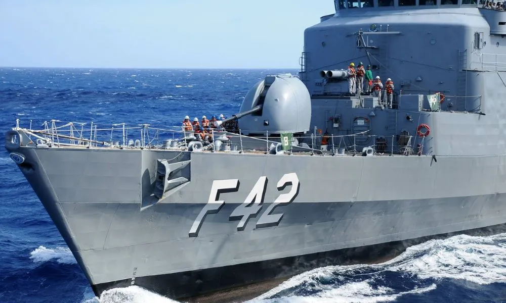 Imagem ilustrativa da imagem Navio de guerra da Marinha abre para visitação neste final de semana