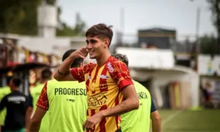 Imagem ilustrativa da imagem Botafogo anuncia contratação de atacante uruguaio de 21 anos